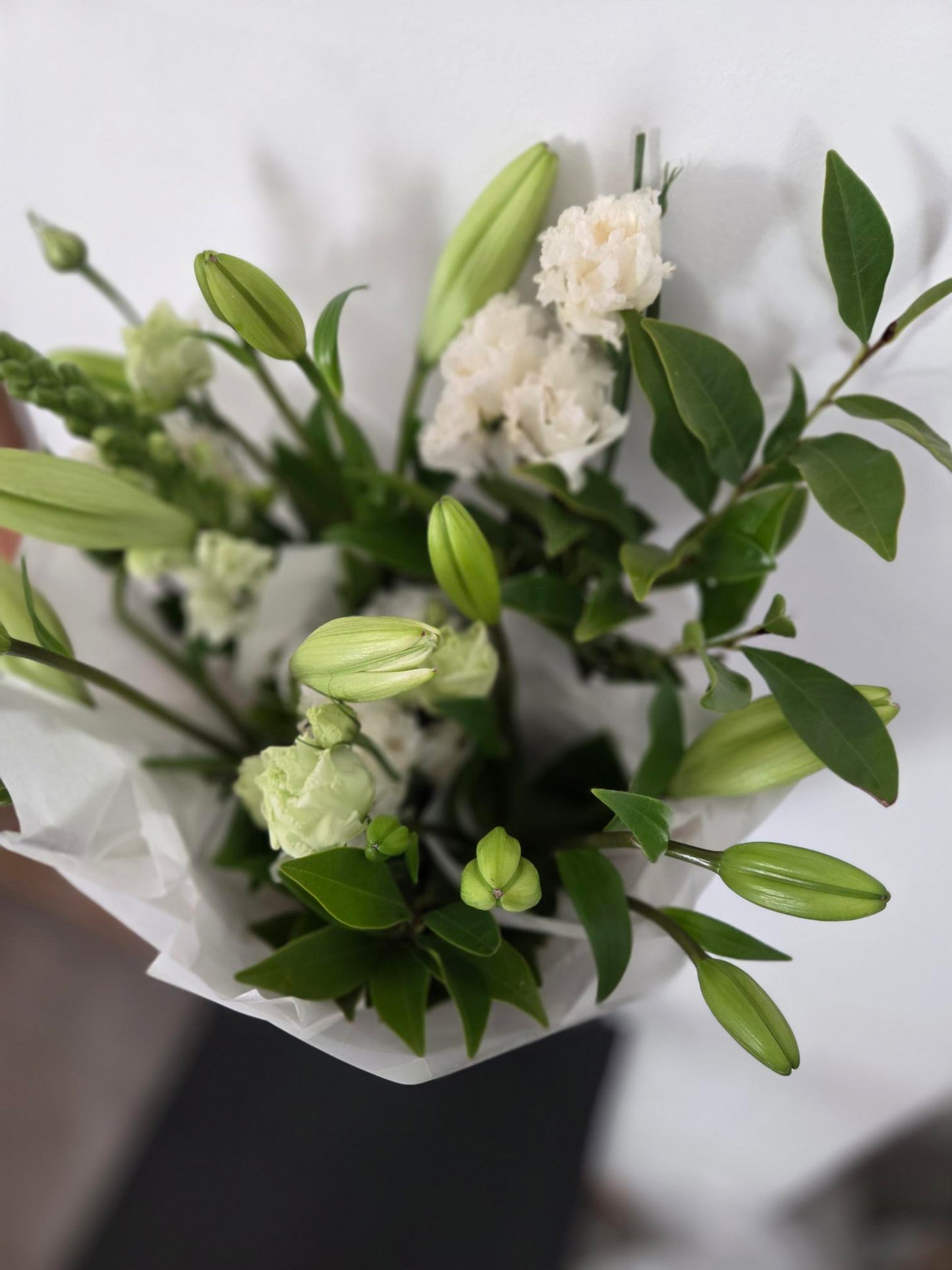 Elegant Tall White & a touch of Colour seasonal Bouquet 70cm Luxe Wrap